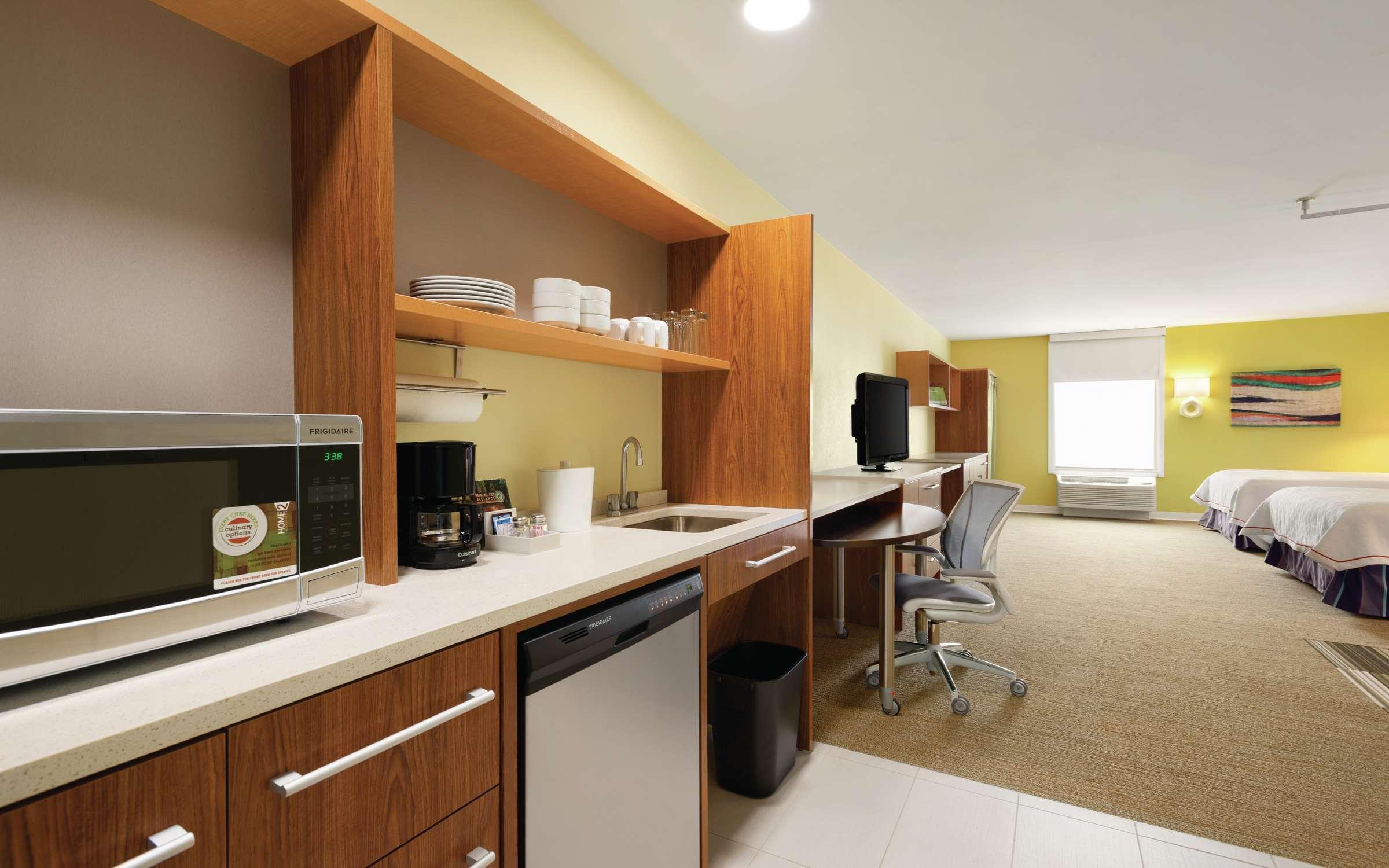 Home2 Suites St. Louis / Forest Park Richmond Heights Exterior photo