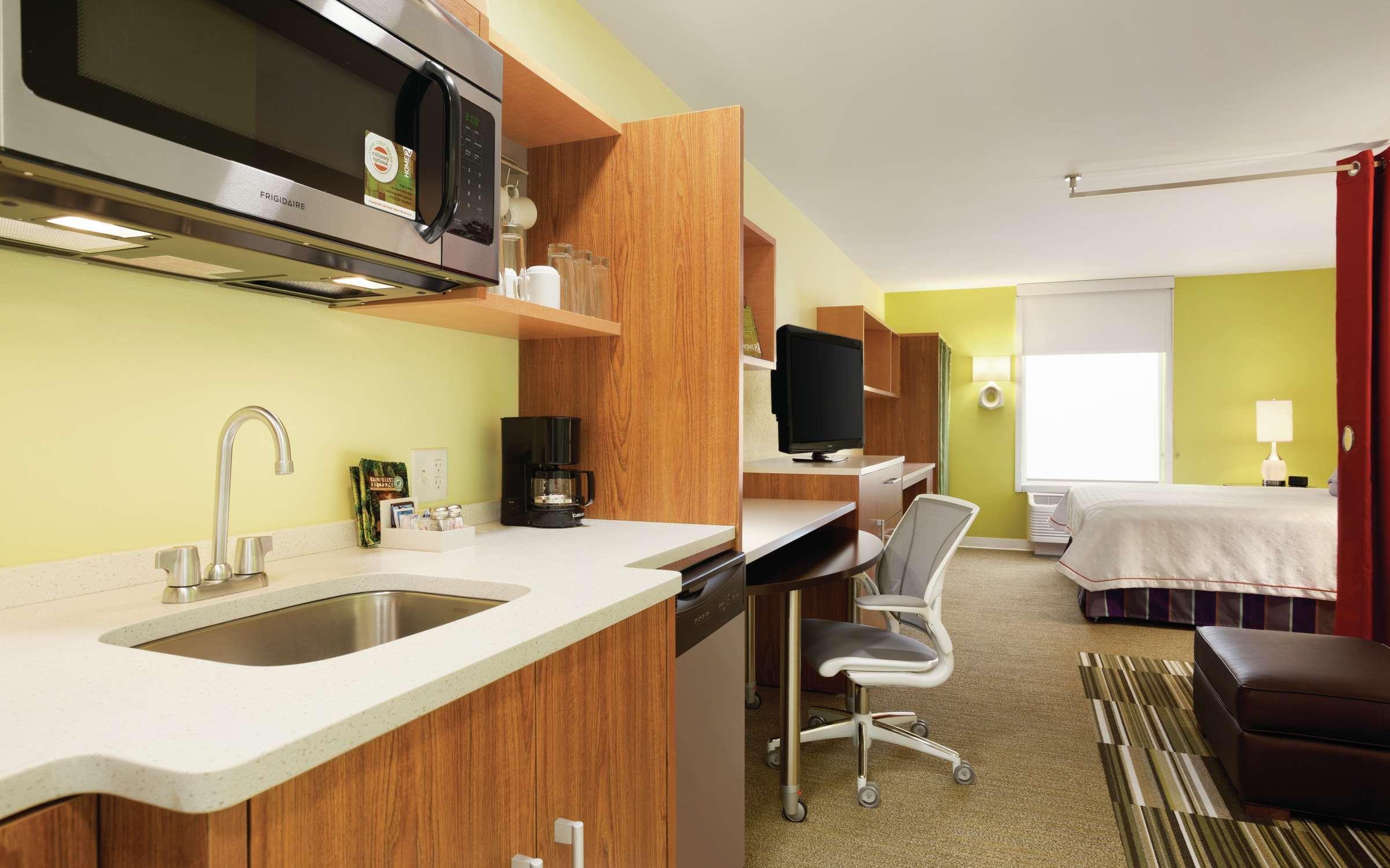 Home2 Suites St. Louis / Forest Park Richmond Heights Exterior photo