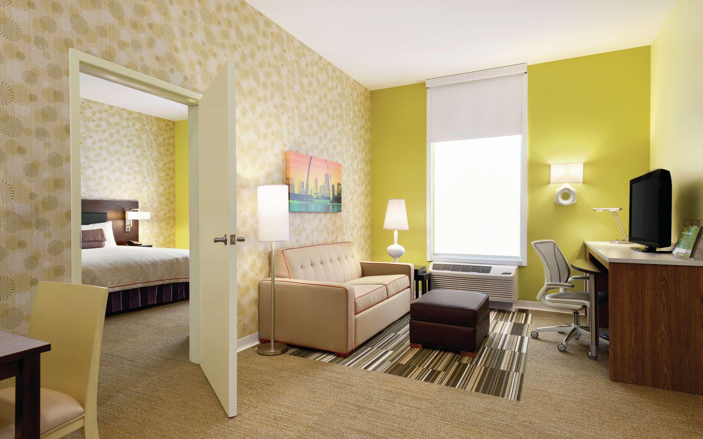 Home2 Suites St. Louis / Forest Park Richmond Heights Exterior photo