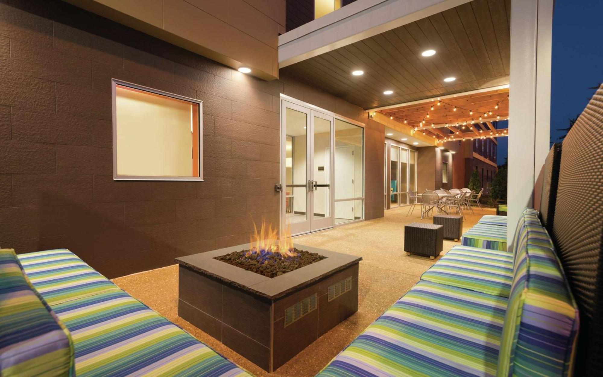 Home2 Suites St. Louis / Forest Park Richmond Heights Exterior photo